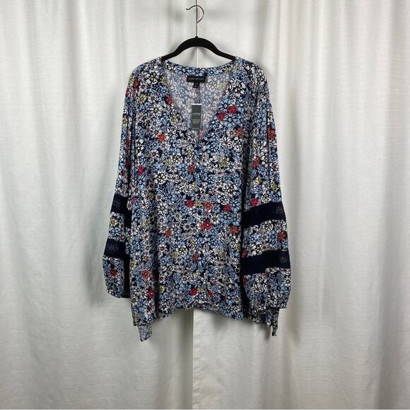 Lane Bryant Blue Floral Button Front Blouse Sz.26/28 NWT - Picture 4 of 13